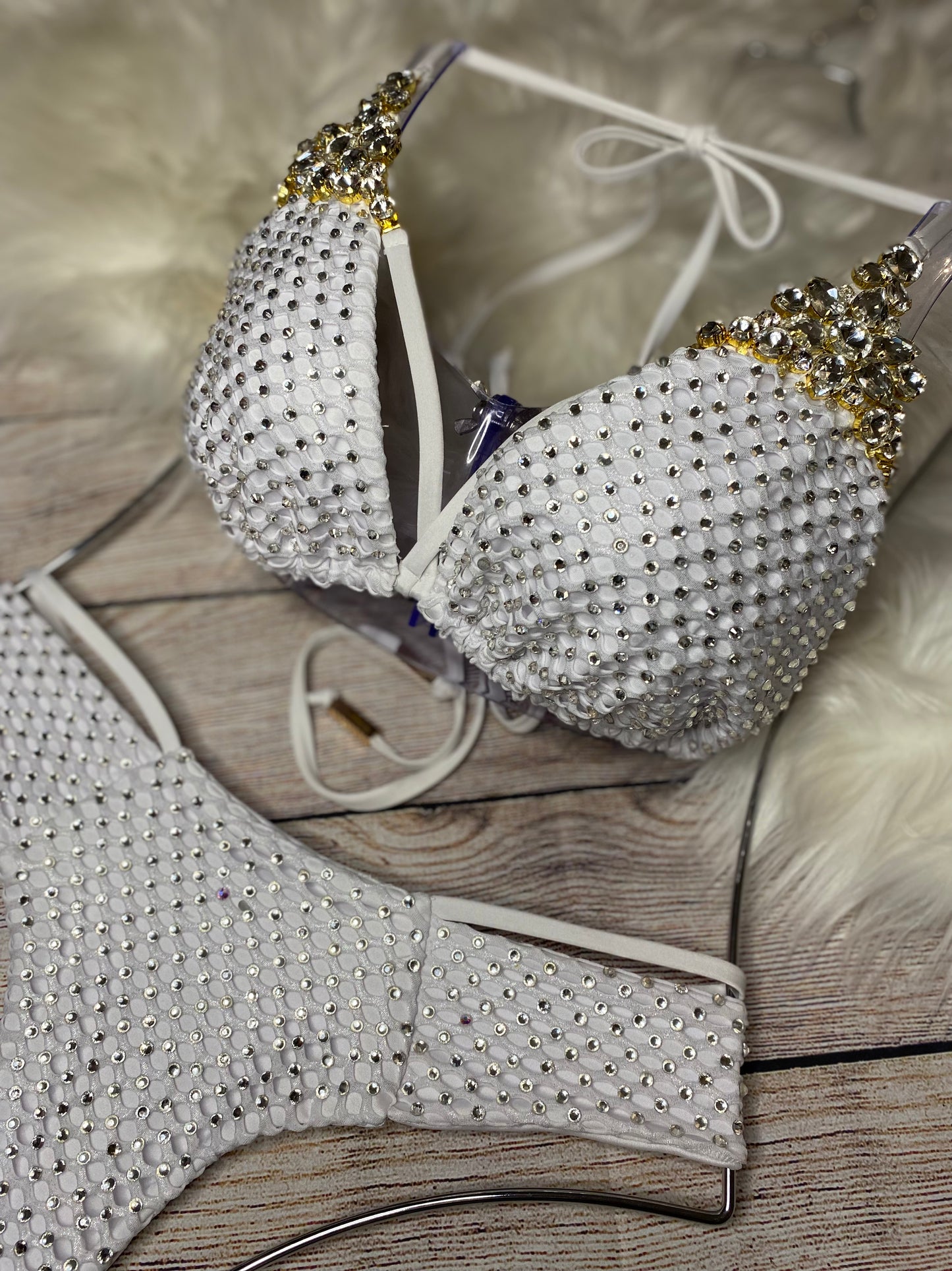 ELEGANT SPARKLE