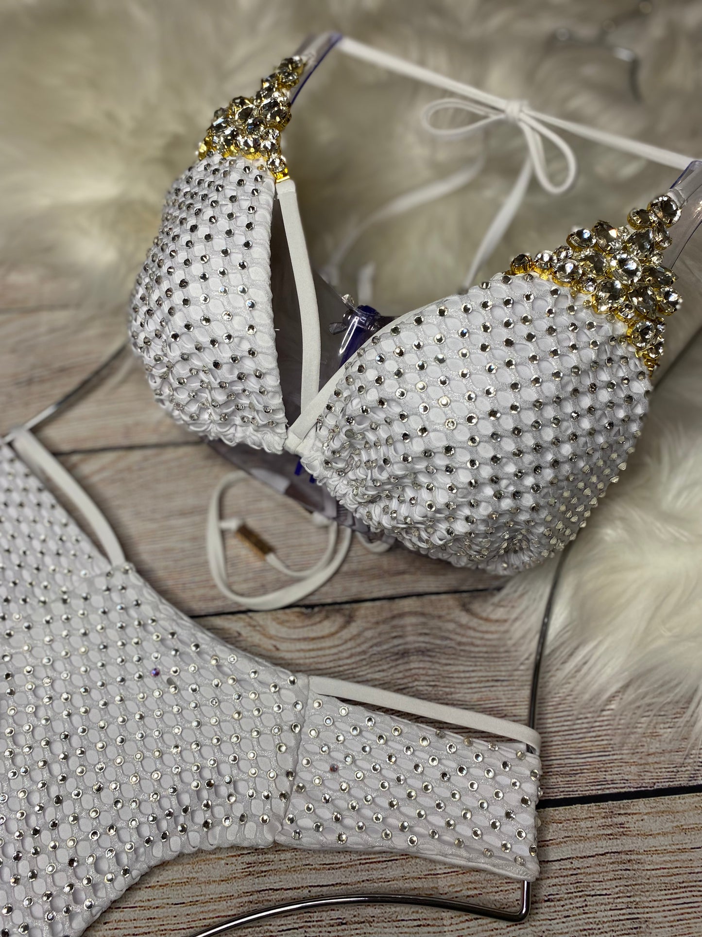 ELEGANT SPARKLE
