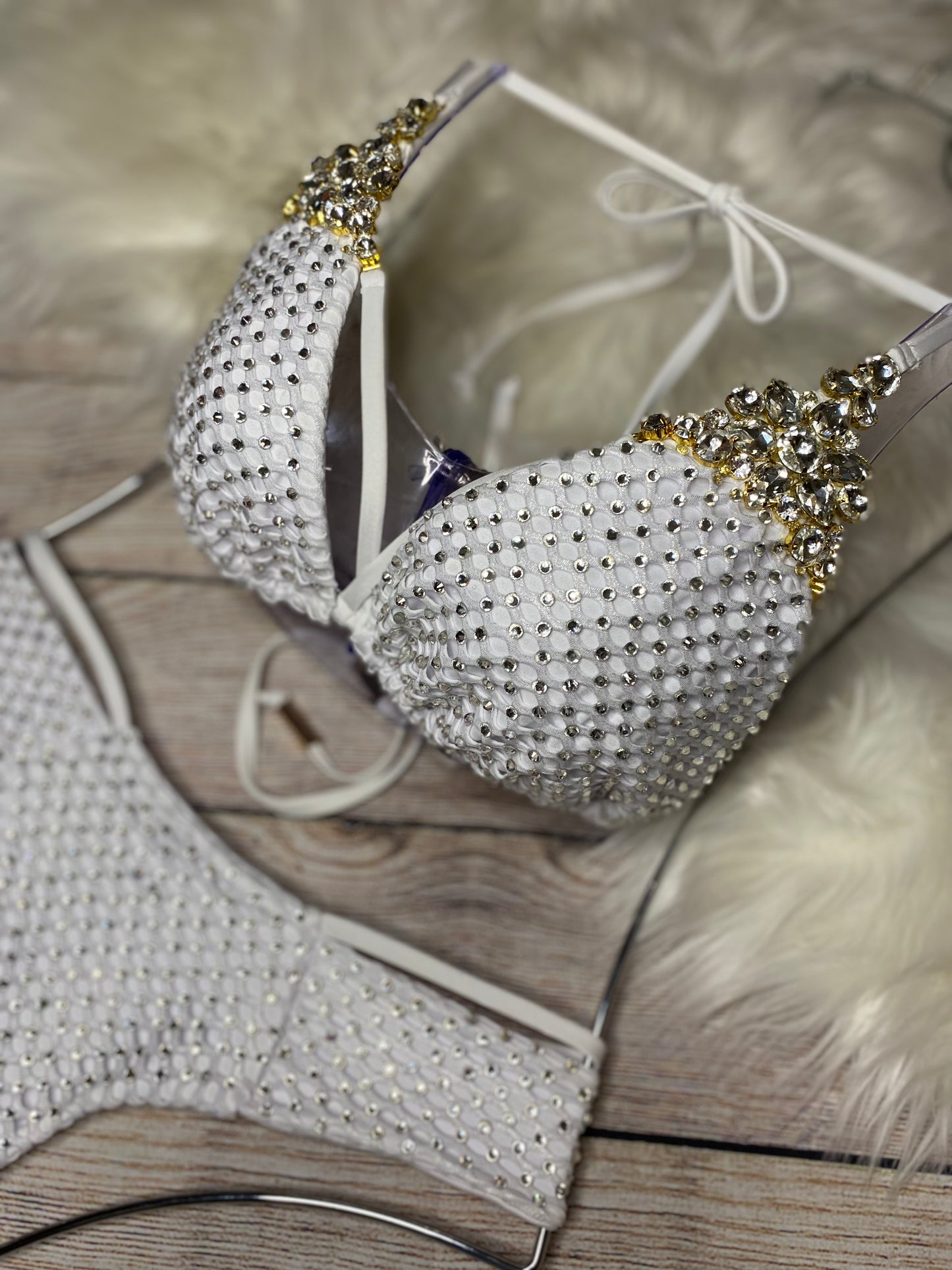 ELEGANT SPARKLE