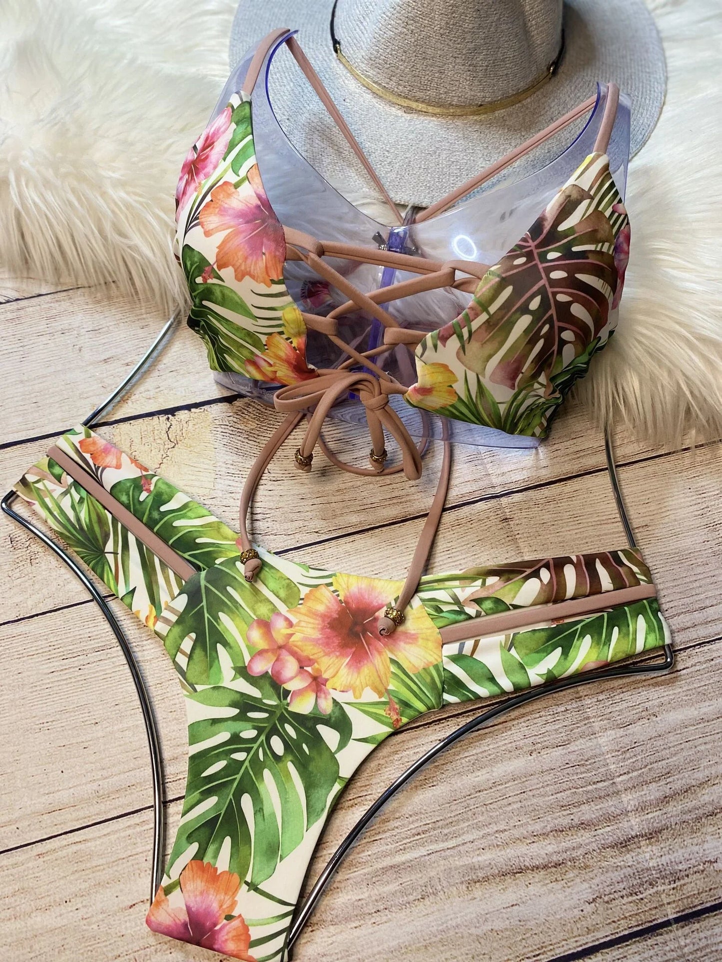 TROPICAL TEMPTATION
