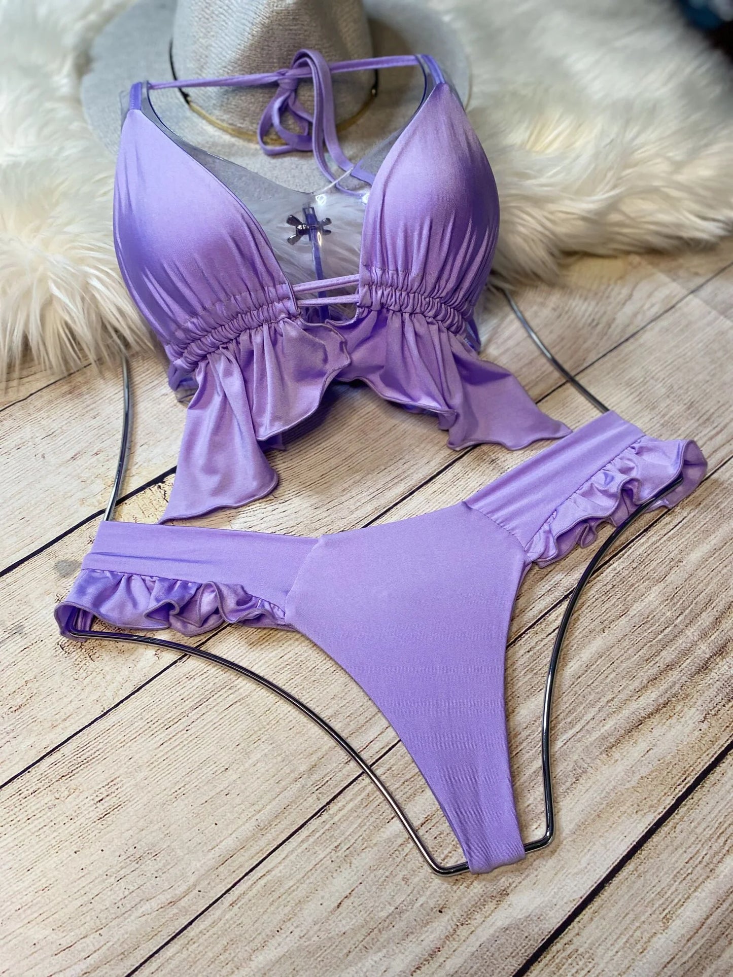 VIOLET ROMANCE