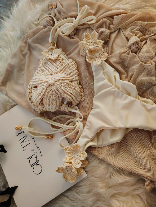Handmade Cream Crochet Bikini Top | Floral Crochet Bikini | Luxury Women's Swimwear | Boho Beach Bikini | Crochet Swimsuit